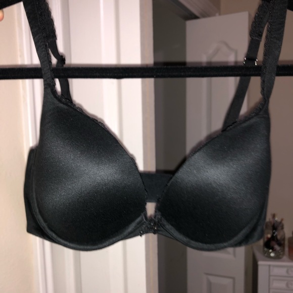 black t-shirt push up bra - Picture 2 of 8